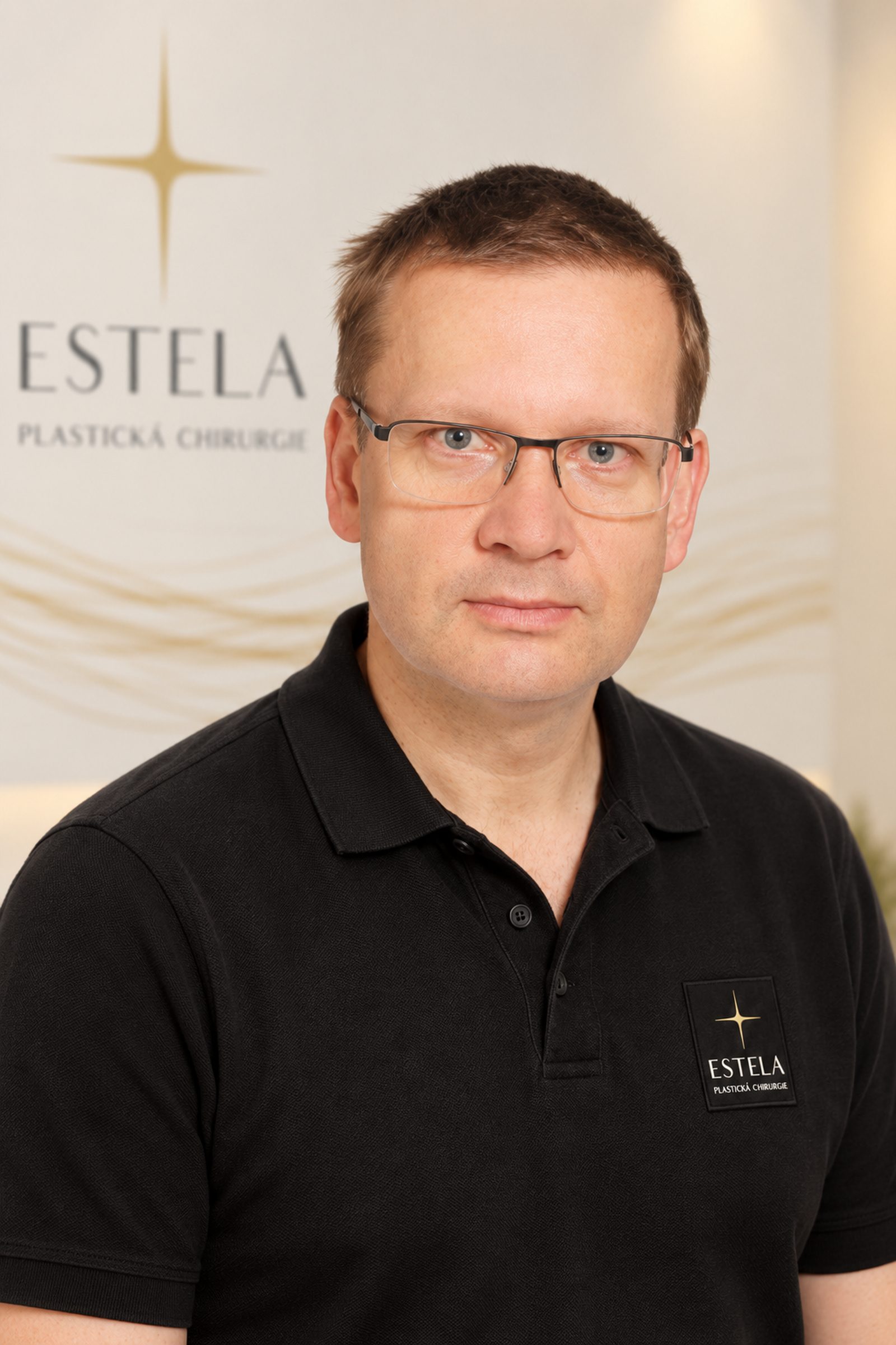 Dr. Pavel Novák, Lead Surgeon at Estela Plastic & Aesthetic Surgery